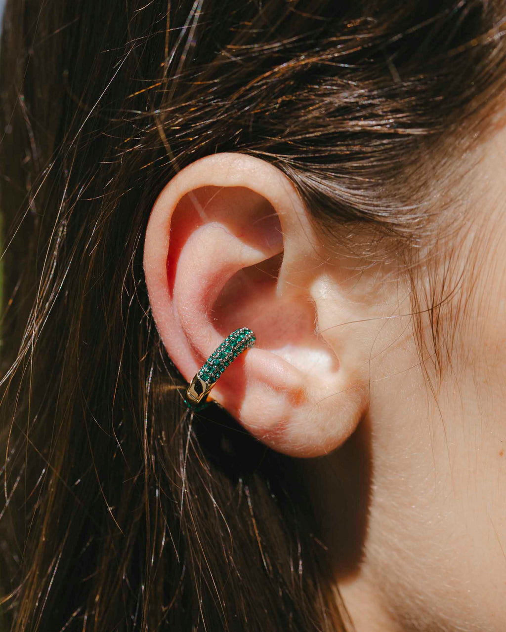 Eva Pavé Ear Cuff
