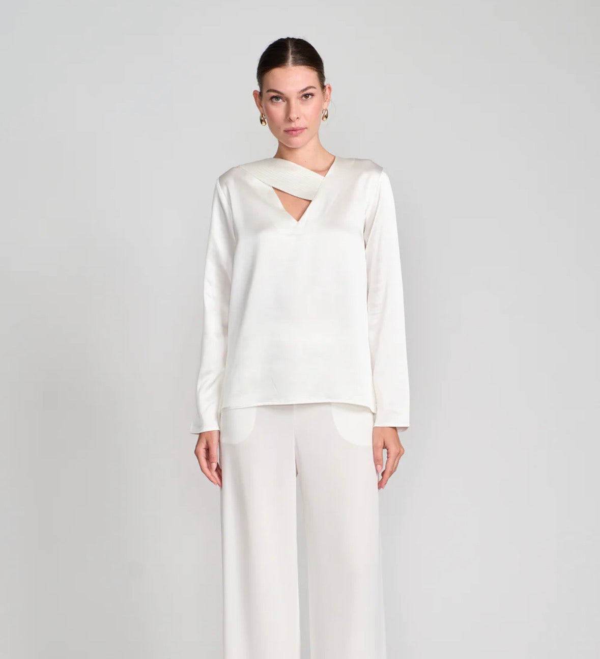 Diomi-Sateen Silk Signature Cross Blouse in White