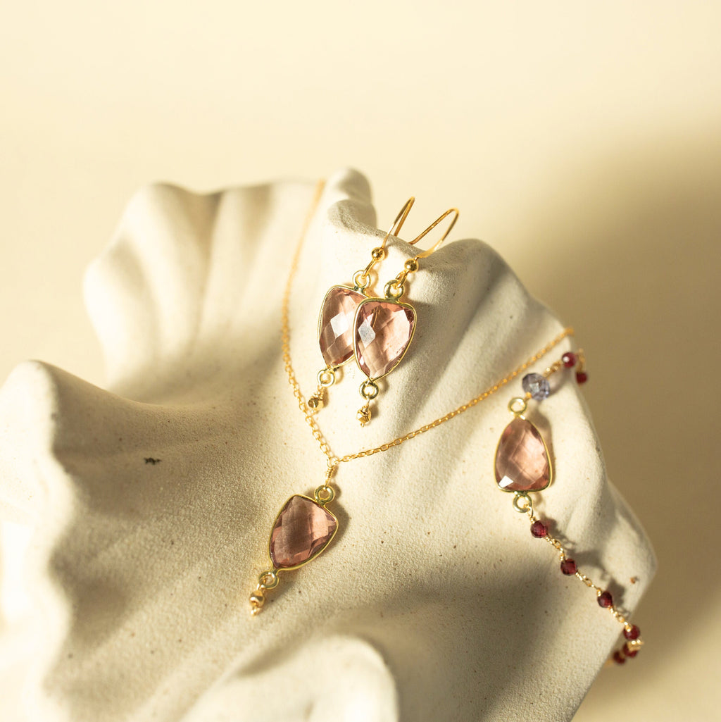 Rhodolite Garnet Gold Isla Collection