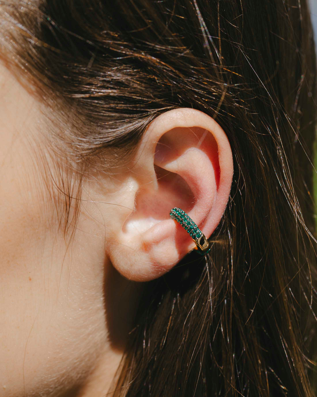 Eva Pavé Ear Cuff