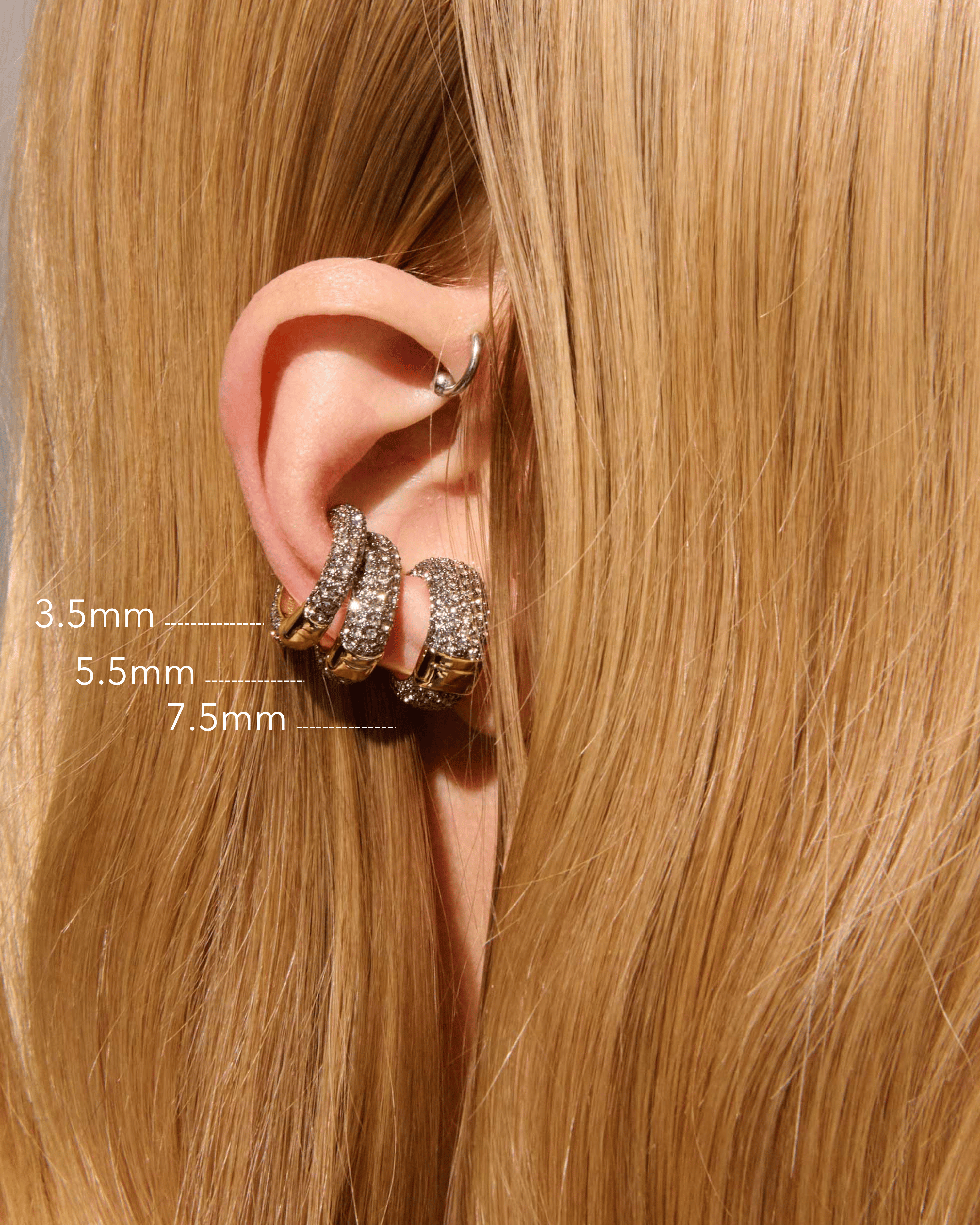 Eva Pavé Ear Cuff