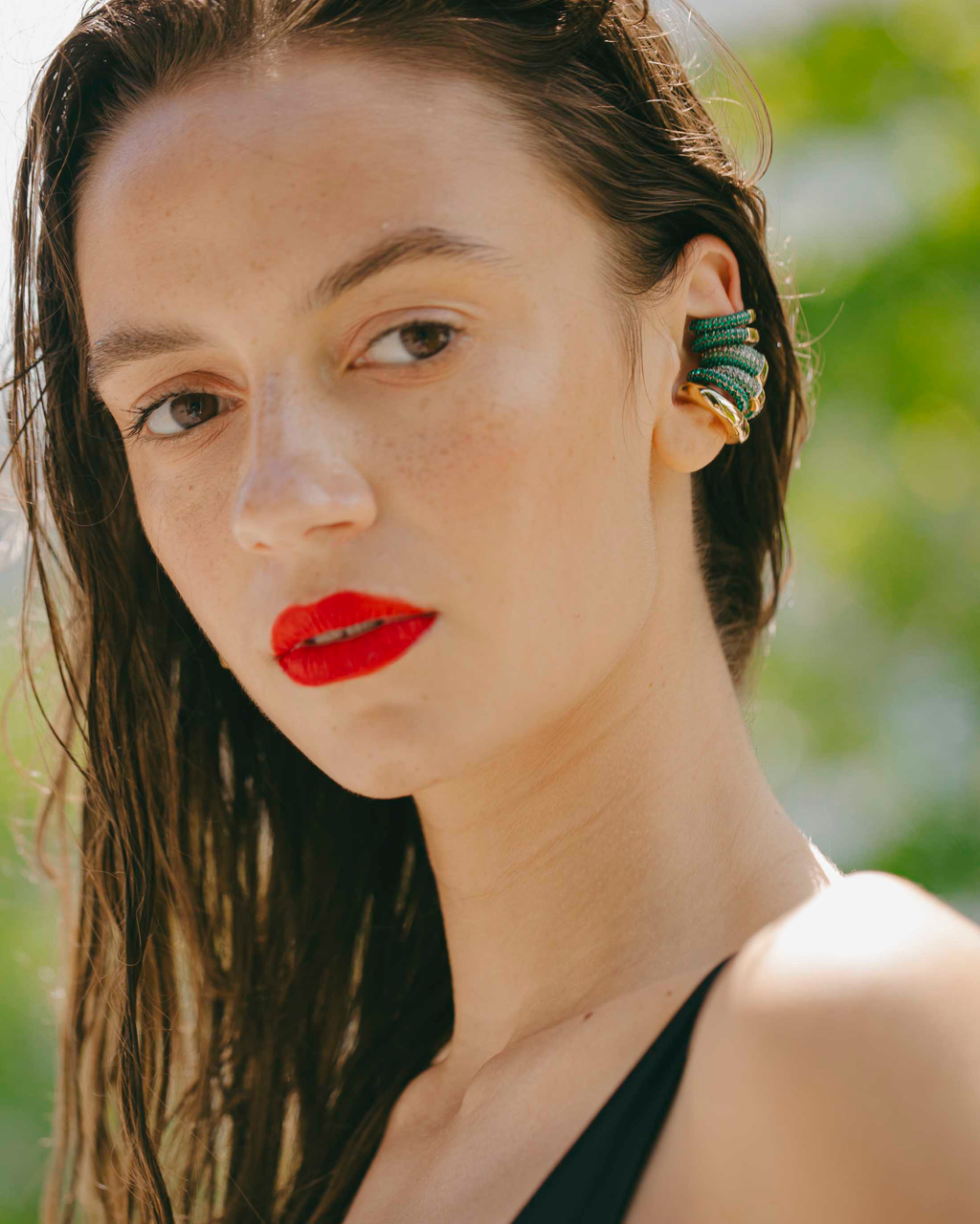 Eva Pavé Ear Cuff