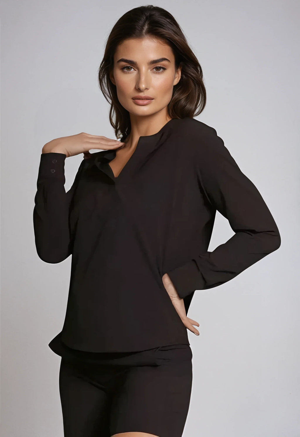 Resort Vee Long Sleeve Popover Shirt - Black