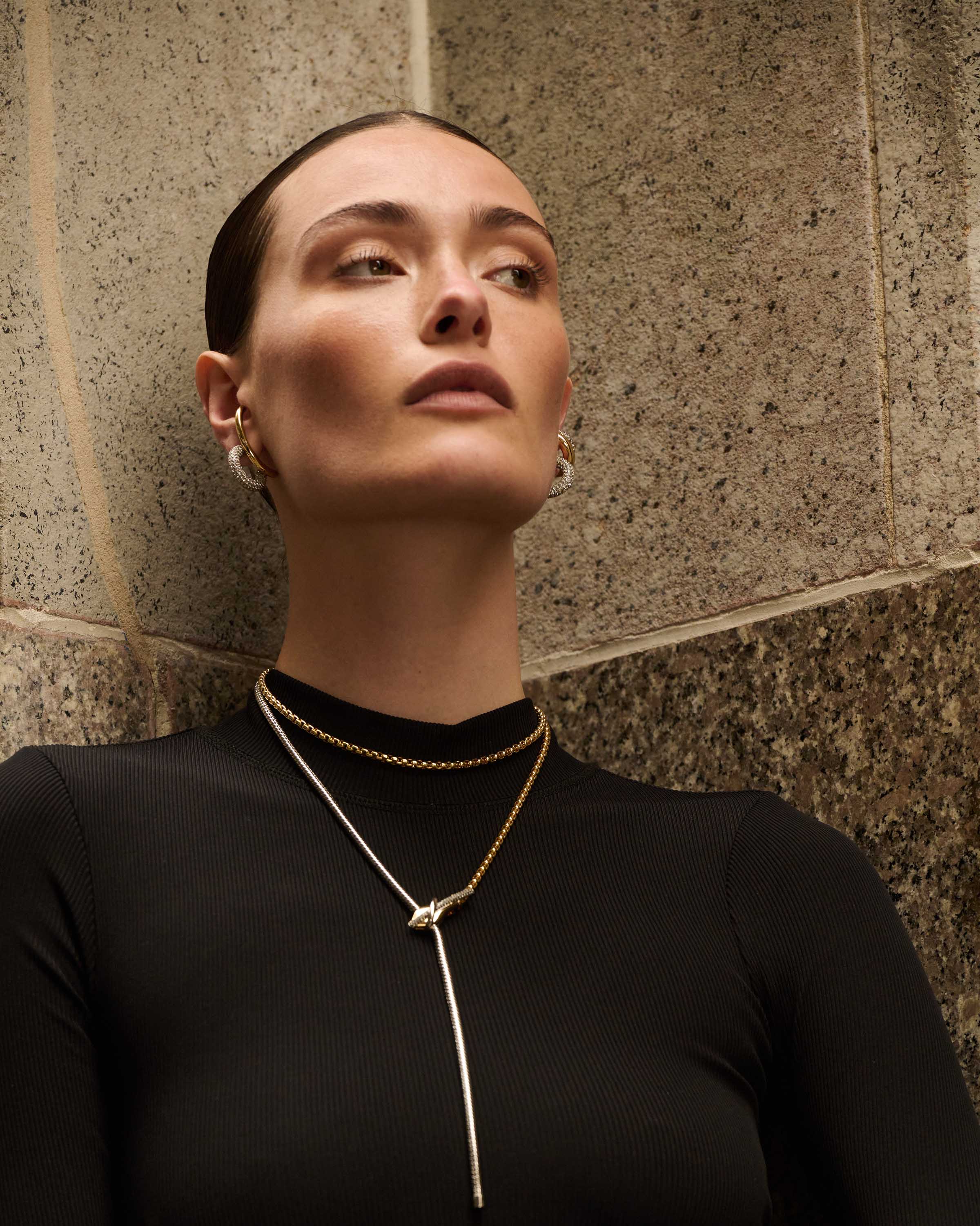 Marisa Pavé Hoops