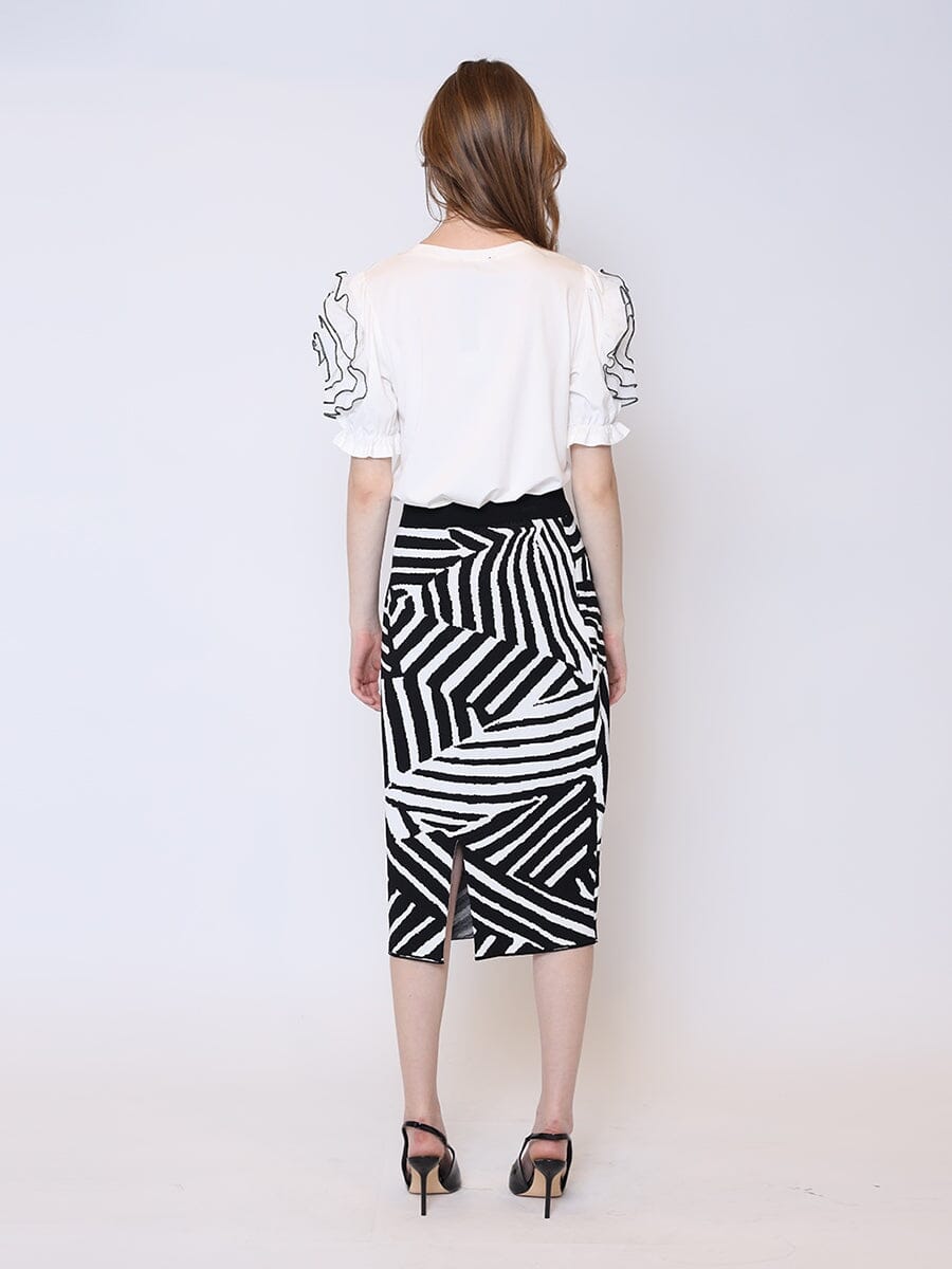 Gracia Fashion Women's Contrast Zebra Print Back Slit Mini Knit Skirt
