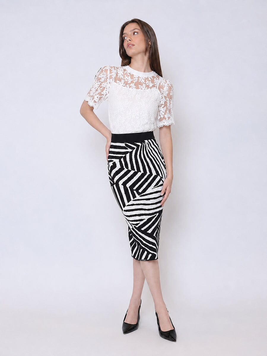 Gracia Fashion Women's Contrast Zebra Print Back Slit Mini Knit Skirt