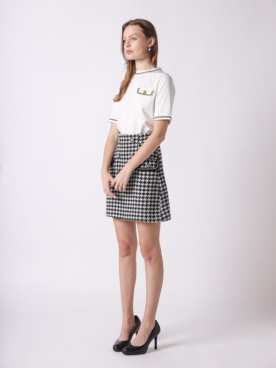 Embellished Chain Link Trim Short Sleeve Top