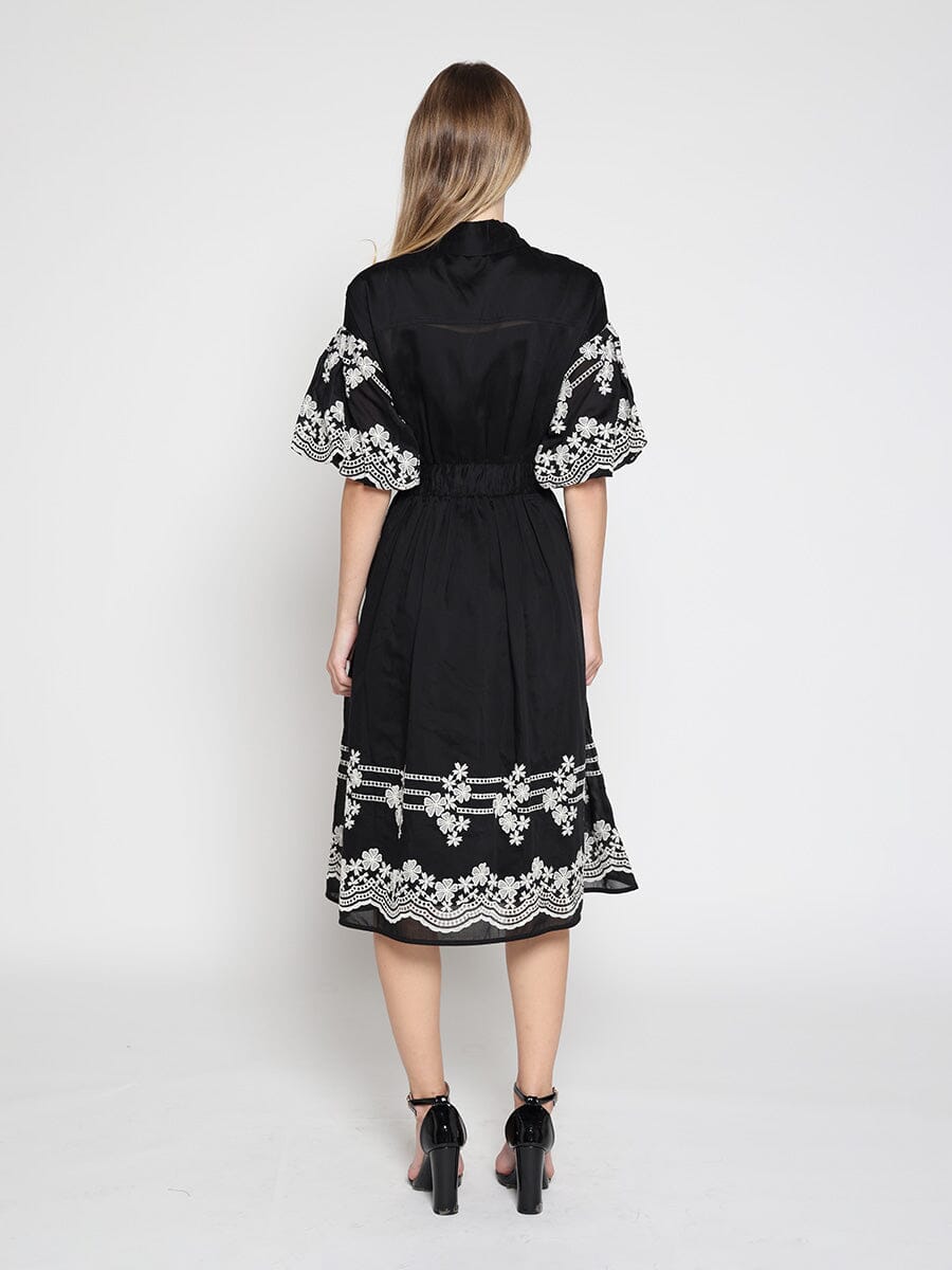 Embroidered sleeve &skirt bottom puff sleeve dress