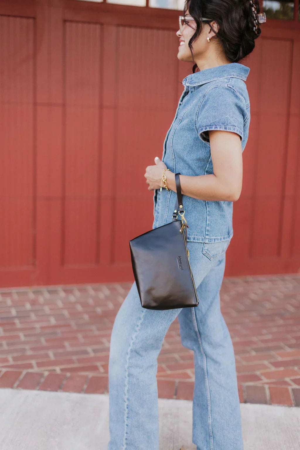 Naomi Zipper Clutch  | Black Leather