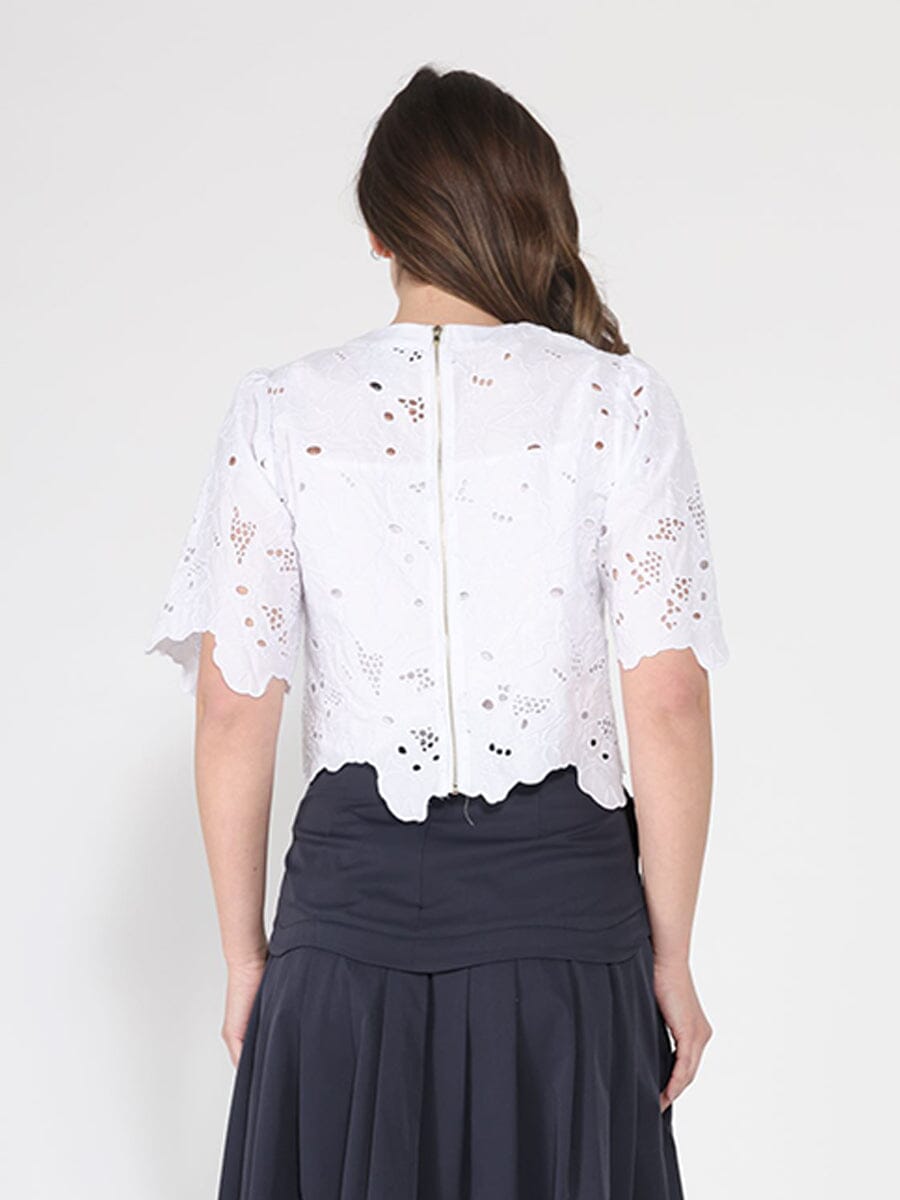 Gracia Fashion Women's Floral Lace Embroidered Short Sleeve Crop Top