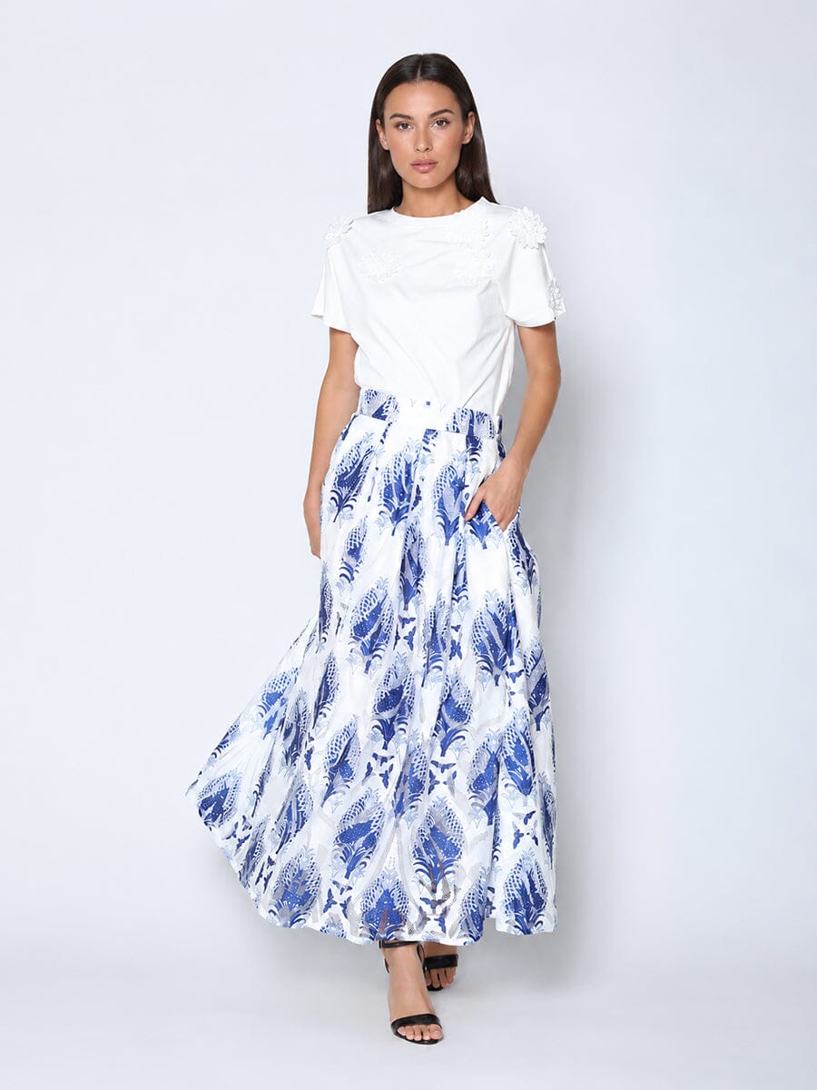 Flower Applique Solid Color T-Shirt