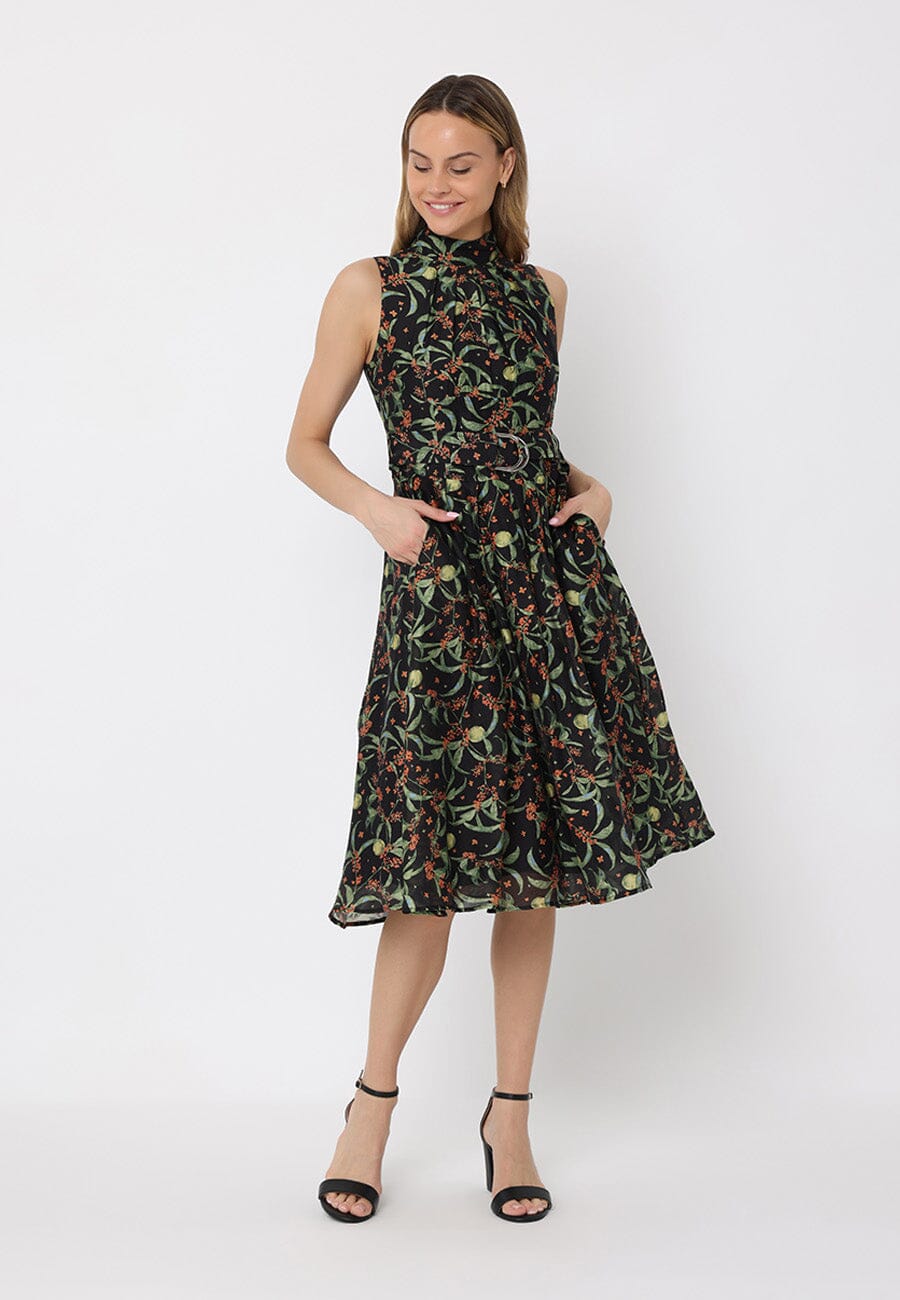 Printed sleeveless waist band dress
