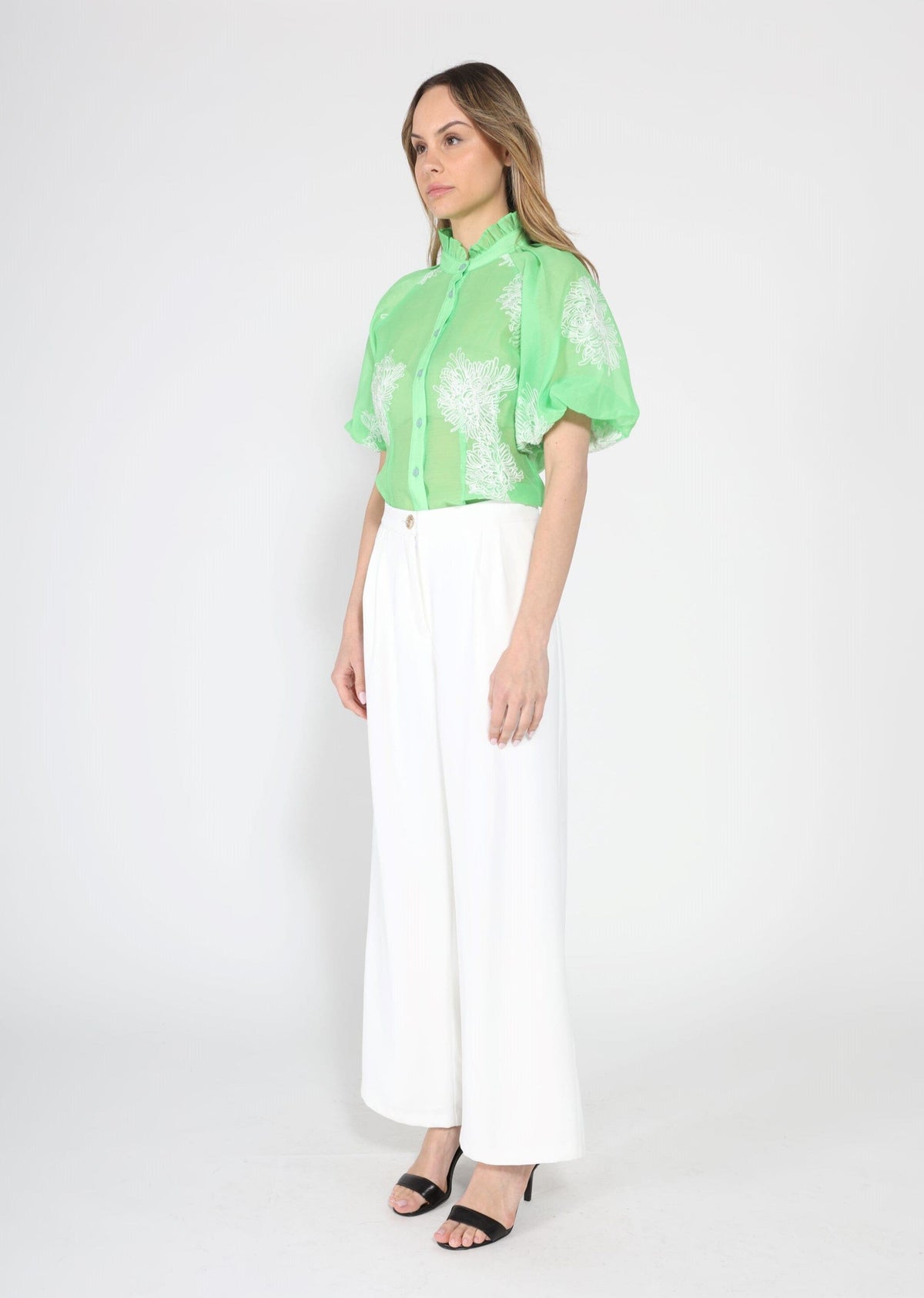 Gracia Fashion Women's Puff sleeve embroidered organza top