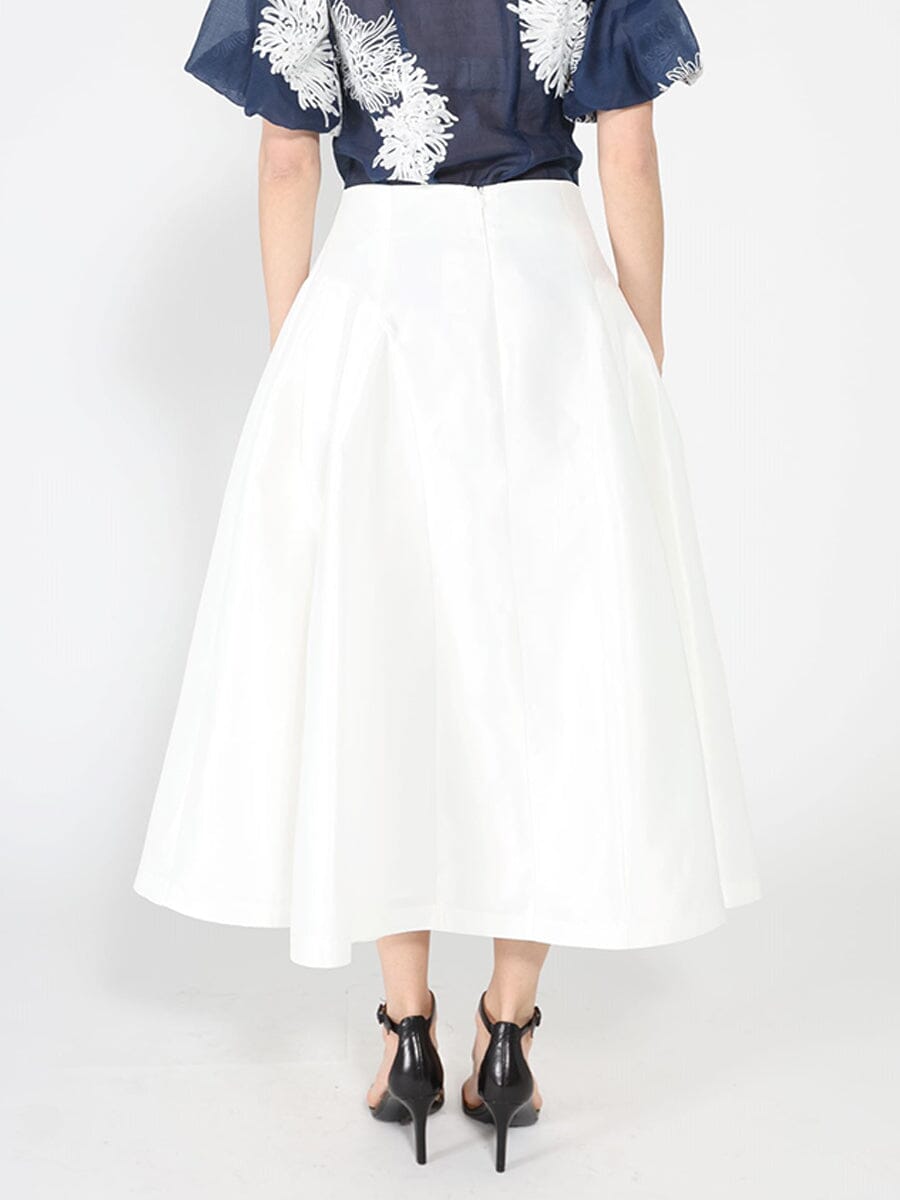 Wide Width Skirt with Back Zipper