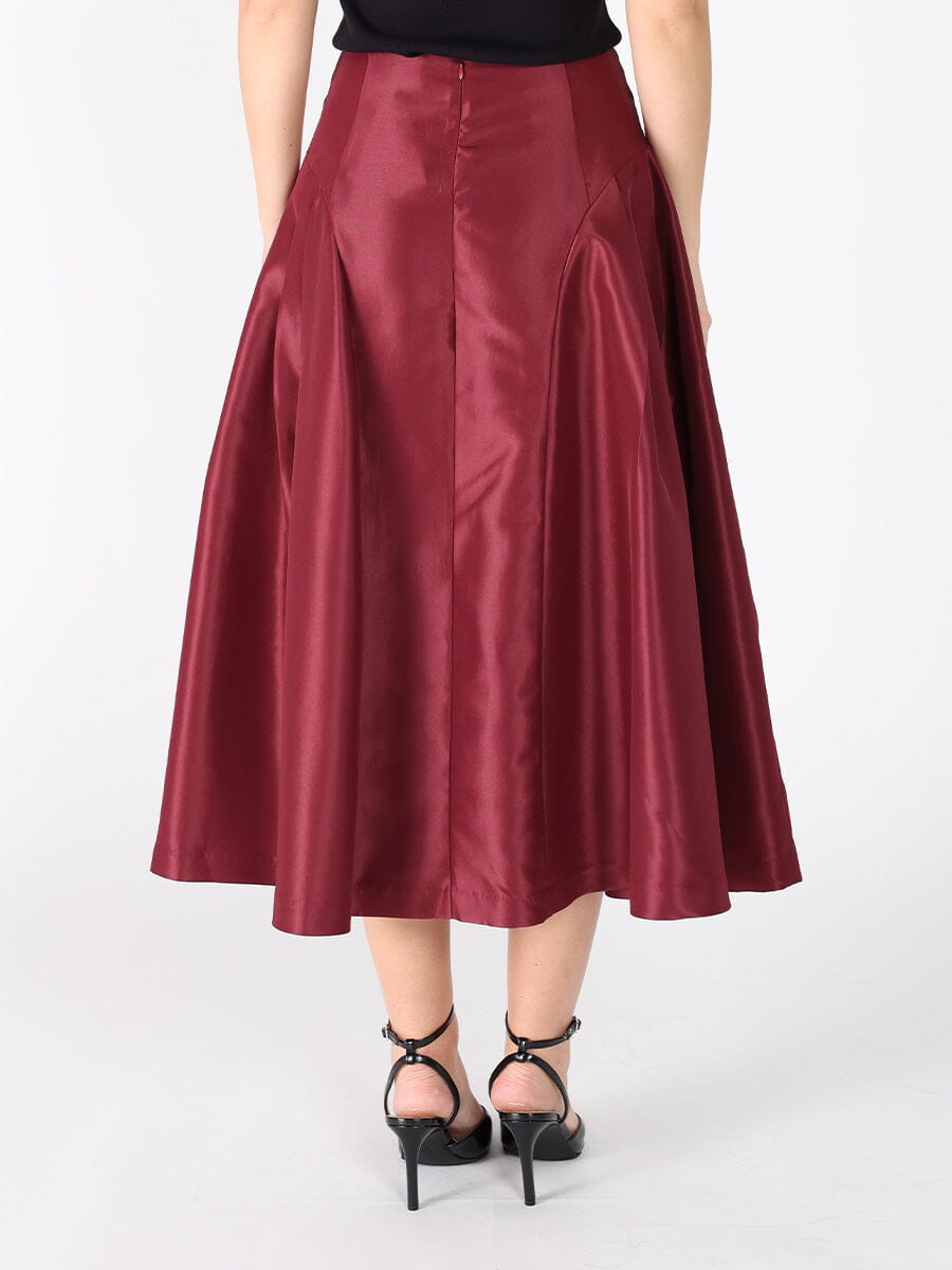 Wide Width Skirt with Back Zipper