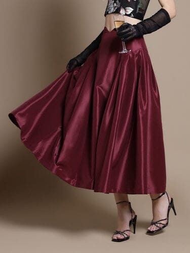 Wide Width Skirt with Back Zipper